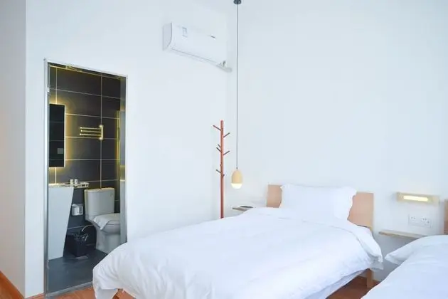 Comfort Tek Büyük Yataklı Oda, Avlu