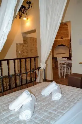Stüdyo (1st Floor)