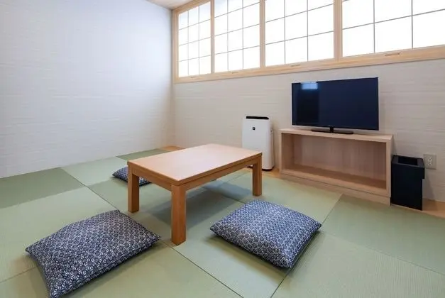 Traditional Oda, Sigara İçilmez (Japanese Style, For 3 People)