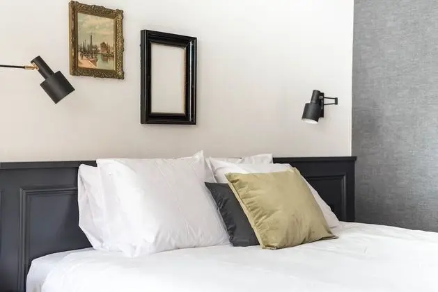 Standard Tek Büyük Yataklı Oda