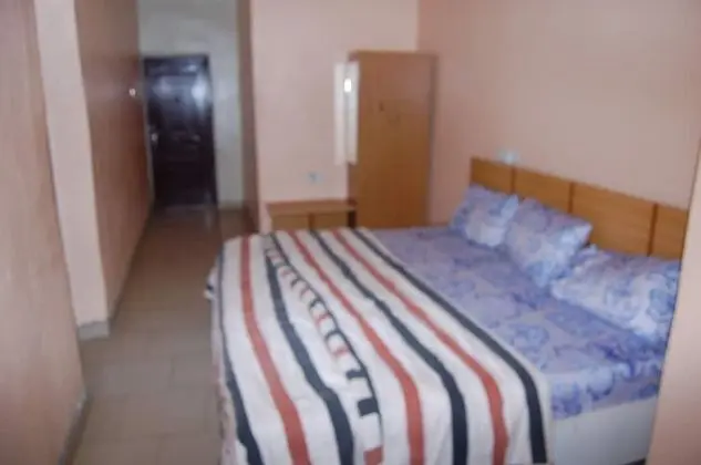 Royal Oda, 1 En Büyük (King) Boy Yatak, Sigara İçilmez, Şehir Manzaralı