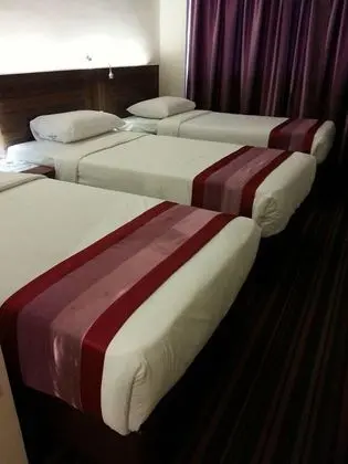 Üç Kişilik Oda