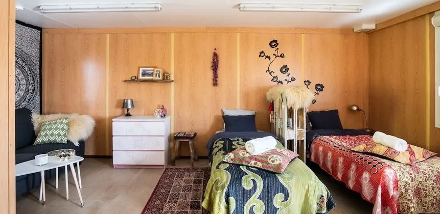 Studio Apartment (2 adults)