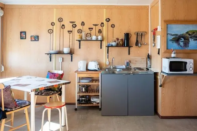 Studio Apartment (2 adults)