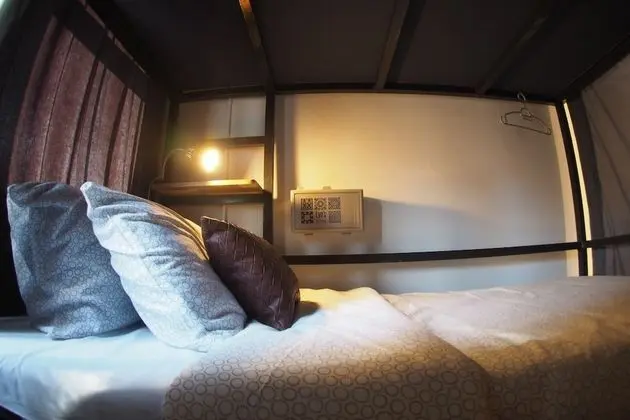 Female dorm with share bathroom