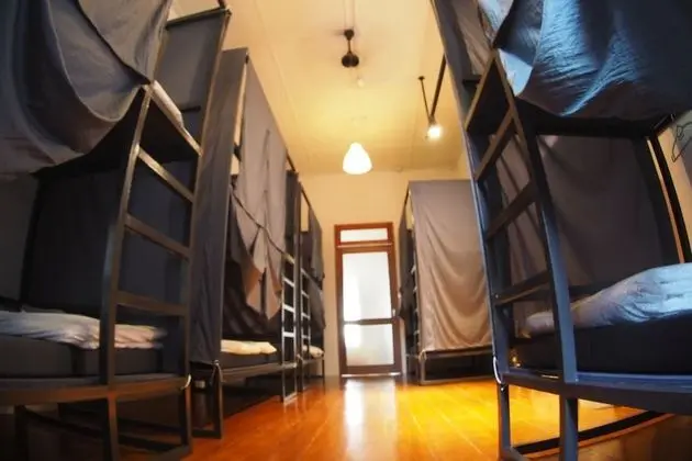 Mixed dorm with share bathroom