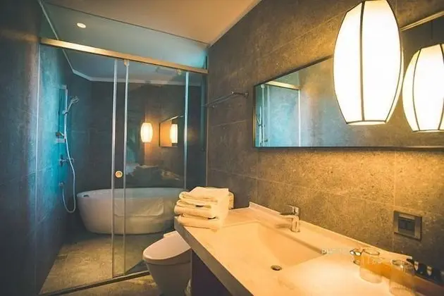Luxury Tek Büyük Yataklı Oda, 1 Büyük (Queen) Boy Yatak, Sigara İçilmez, Dağ Manzaralı