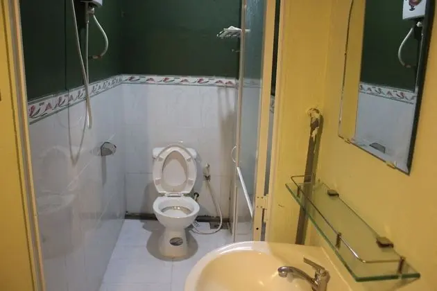 Superior Tek Büyük Yataklı Oda (with AC)