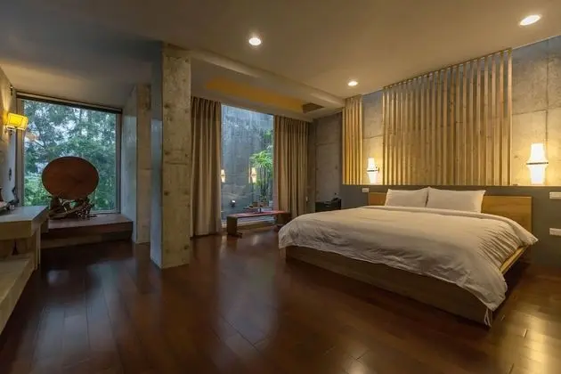 Grand Tek Büyük Yataklı Oda, 1 Büyük (Queen) Boy Yatak, Balkon, Avlu