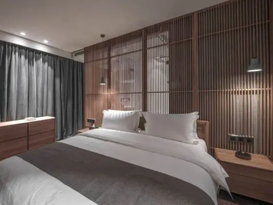 Design Tek Büyük Yataklı Oda, 1 Büyük (Queen) Boy Yatak, Sigara İçilmez