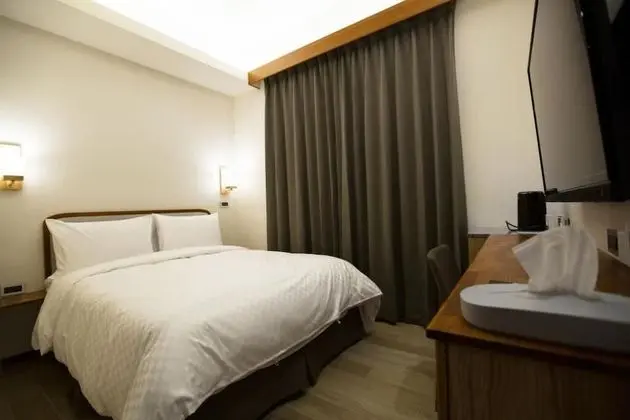 Tek Büyük Yataklı Oda, Balkon
