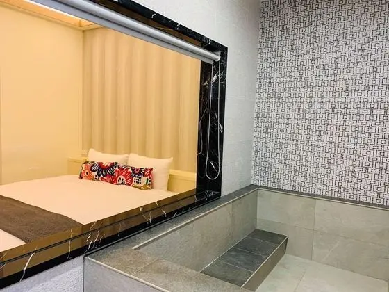 Deluxe Tek Büyük Yataklı Oda, 1 En Büyük (King) Boy Yatak, Sıcak Su Havuzu (203)