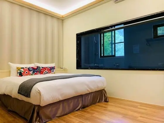 Deluxe Tek Büyük Yataklı Oda, 1 En Büyük (King) Boy Yatak, Sıcak Su Havuzu (203)