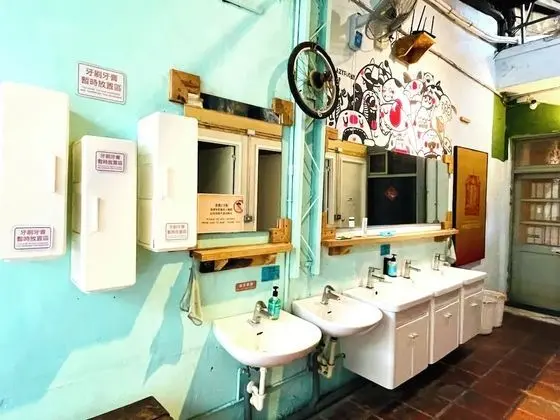 Basic Ortak Ranzalı Oda, Karma Ranzalı Oda, Ortak Banyo