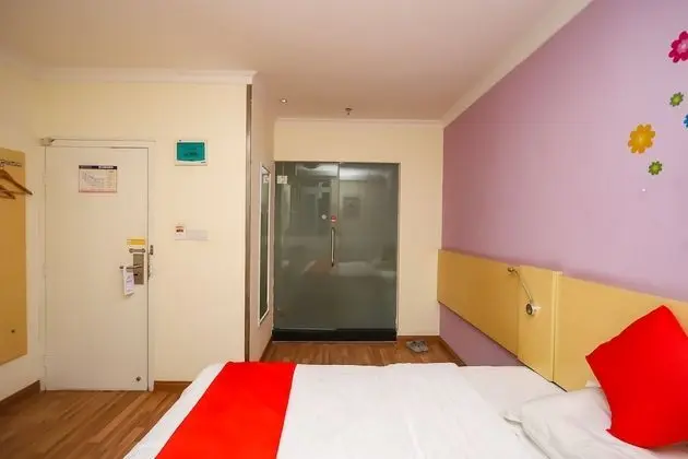 Economy Tek Büyük Yataklı Oda