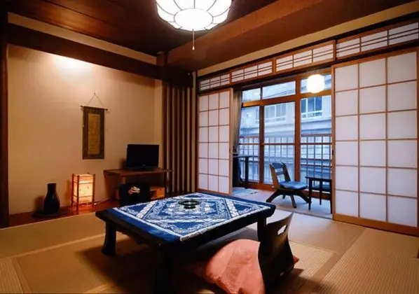 Traditional Oda