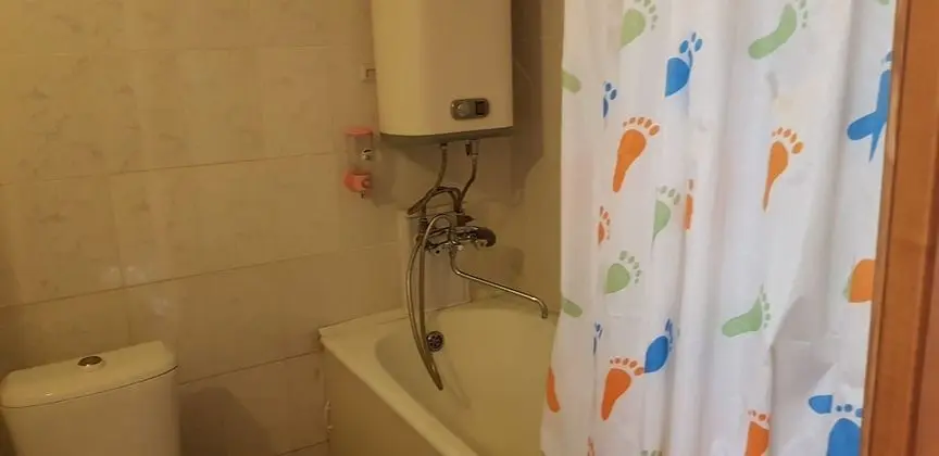Standard Tek Büyük veya İki Ayrı Yataklı Oda, Ortak Banyo