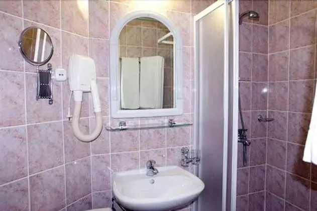 Standard İki Ayrı Yataklı Oda