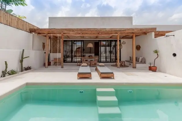 Deluxe Villa