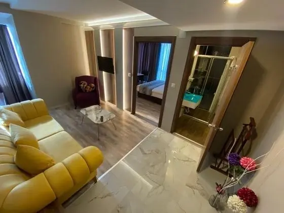 Deluxe Tek Büyük Yataklı Oda