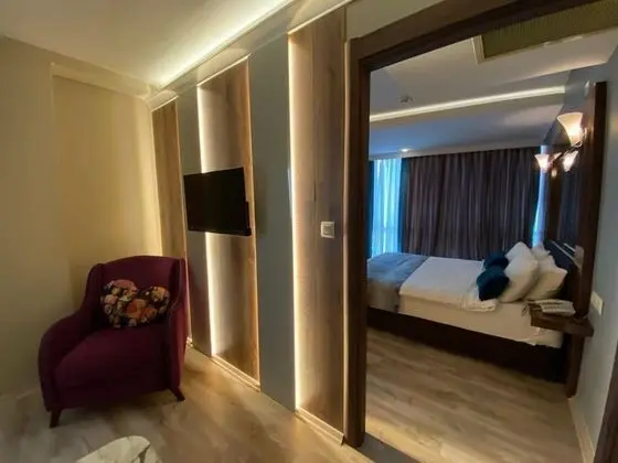 Deluxe Tek Büyük Yataklı Oda