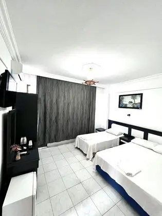 Standard Üç Kişilik Oda