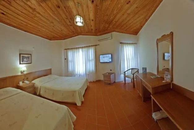 https://imagessl.etstur.com/files/images/hotelImages/TR/51848/l/Yucelen-Hotel-Oda-252176.jpg