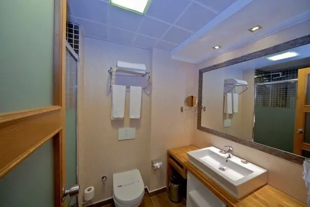 https://imagessl.etstur.com/files/images/hotelImages/TR/51848/l/Yucelen-Hotel-Oda-252186.jpg