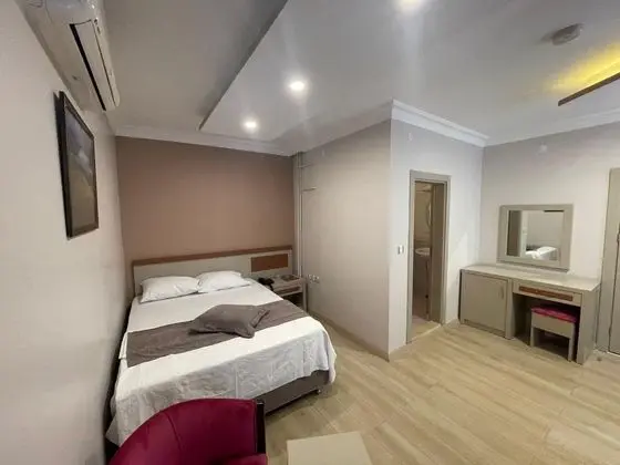 Standart Oda, Şehir Manzaralı