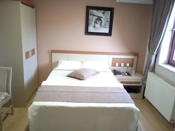 Standart Oda, Şehir Manzaralı