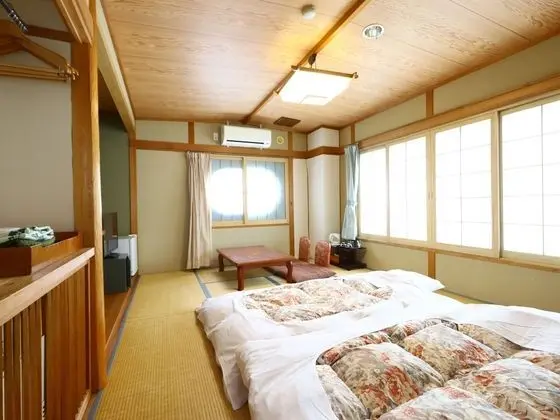 Traditional Oda, Sigara İçilmez, Ortak Banyo (Japanese Style)