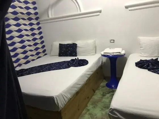 Double Room, 1 Queen or 1 King Bed