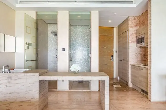 Deluxe Tek Büyük Yataklı Oda, Deniz Manzaralı