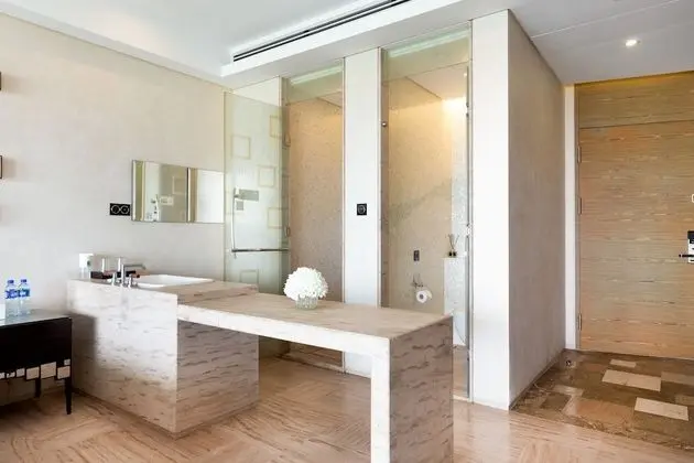 Deluxe Tek Büyük Yataklı Oda, Deniz Manzaralı