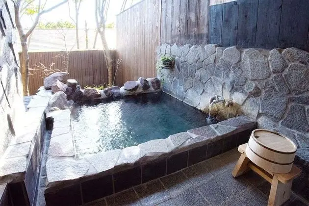 Luxury Oda