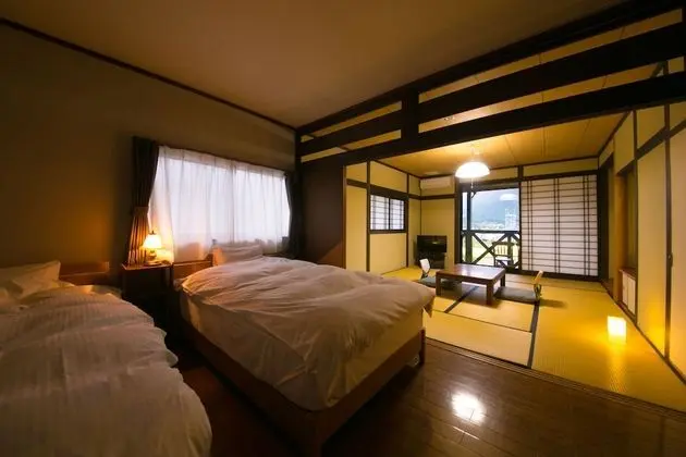 Standard Oda (Jpnese Wstern, Larg Sg Bed,Adult Only)