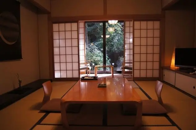 Traditional Oda (Japanese Style, Indoor-Bathroom)