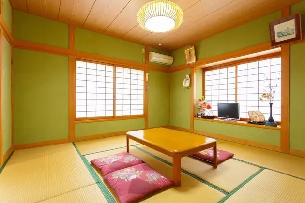 Traditional Oda, Küçük Mutfak (Japanese Style for 3ppl with Bathroom)