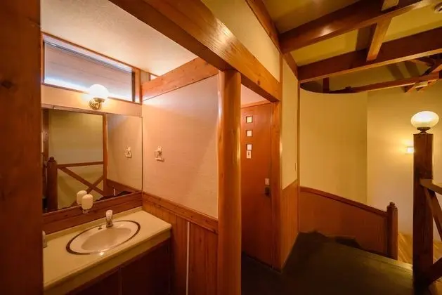Economy Tek Kişilik Oda, Ortak Banyo