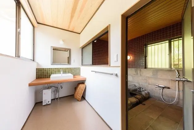 Traditional Oda, Özel Banyo (Annex-JPN Western,Indoor bath(BENI))