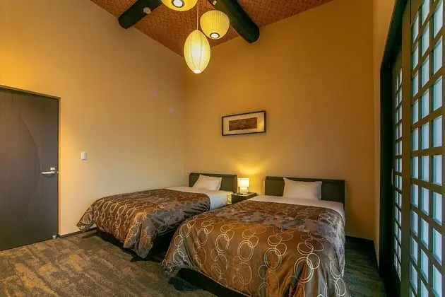 Superior Twin Room GR10 (No Vegetarian)