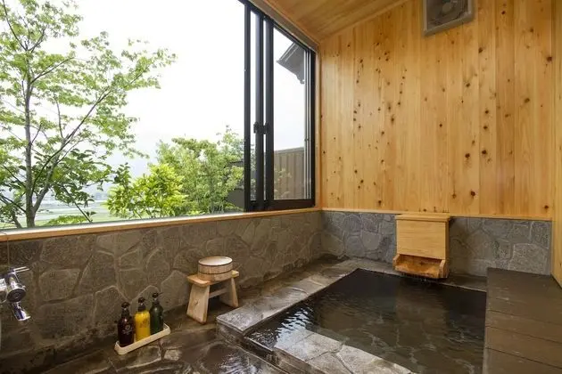 Oda, Sigara İçilmez (JapaneseWestern,FineViewbath,from12yo)