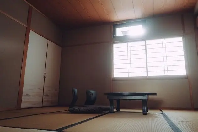 Traditional Oda, Sigara İçilmez (Japanese Style, for 4 Guests)