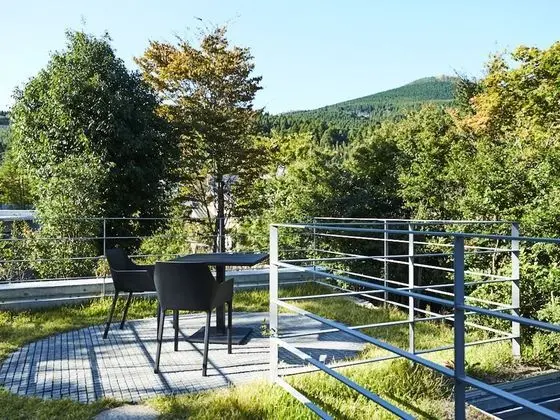 Süit (Stylish Maisonette,Available from 8)