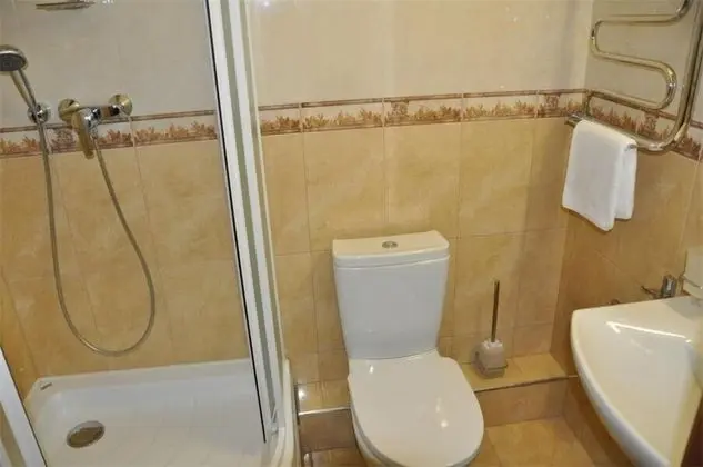 Standard Tek Büyük veya İki Ayrı Yataklı Oda (Superior)