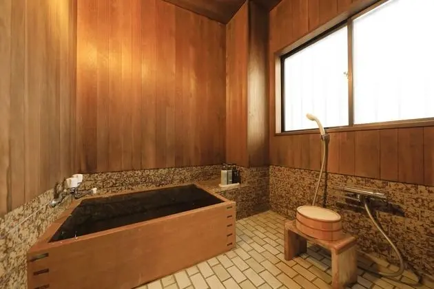 Traditional Dört Kişilik Oda, Sigara İçilmez (Japanese Style, for 3 guests)