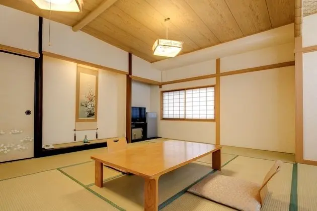 Traditional Oda, Ortak Banyo (Japanese Style, 10~16.5 Tatami-mats)