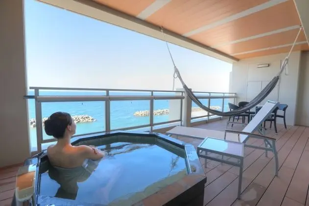 Süit, Özel Banyo, Köşe (Open-air Bath, Ocean View)