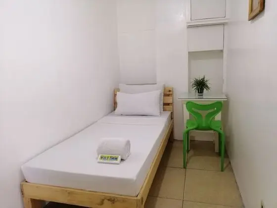 Budget Solo Room with Ensuite Restroom