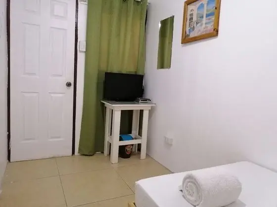 Budget Solo Room with Ensuite Restroom